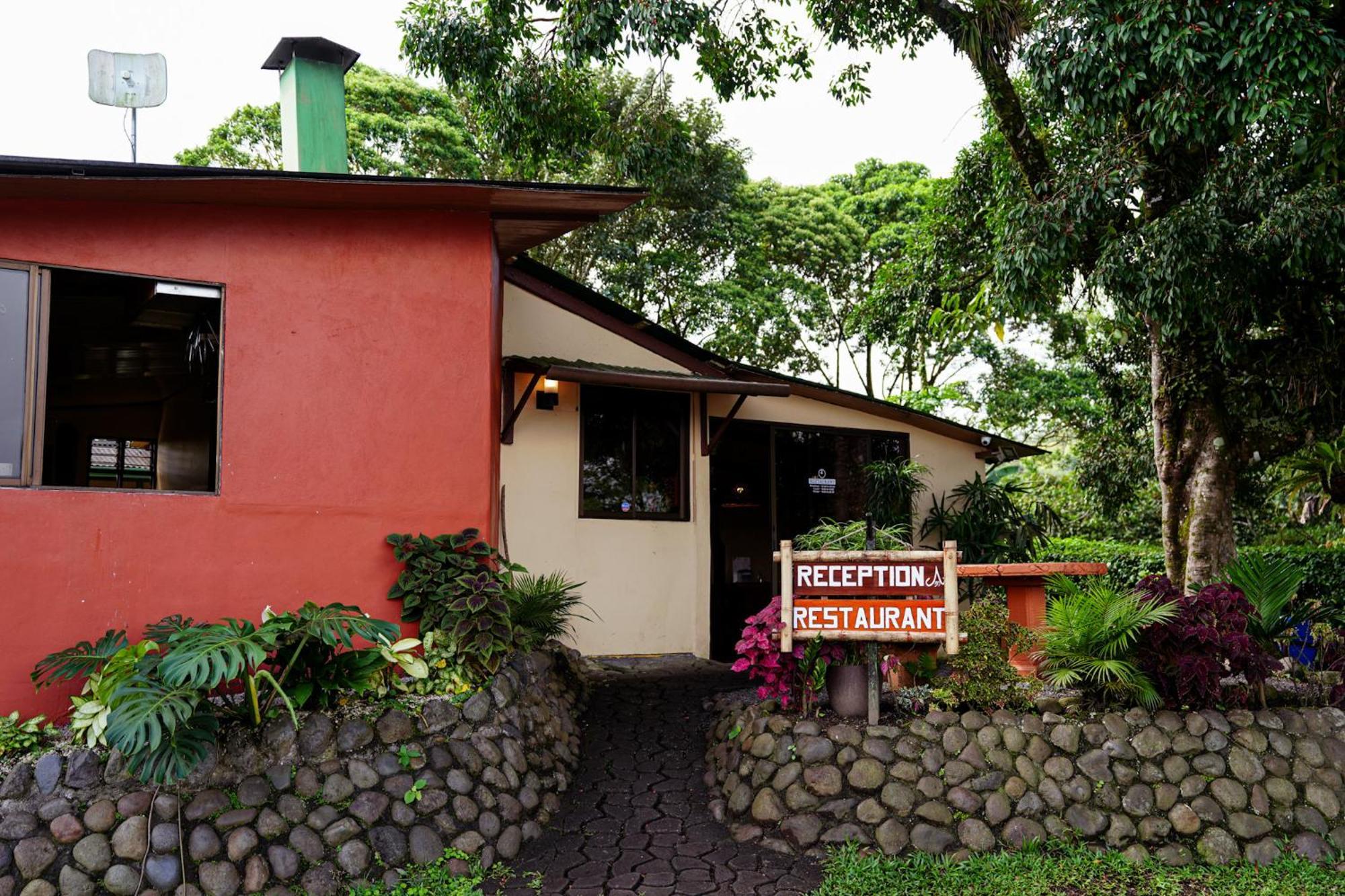 Essence Arenal Spa & Yoga El Castillo Exterior foto